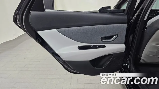 Hyundai AVANTE Avante (CN7) — Фото автомобиля 25