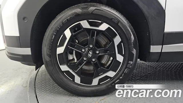 Hyundai Santafe Santa Fe (MX5) Бензин 2.5T 2WD — Фото автомобиля 5