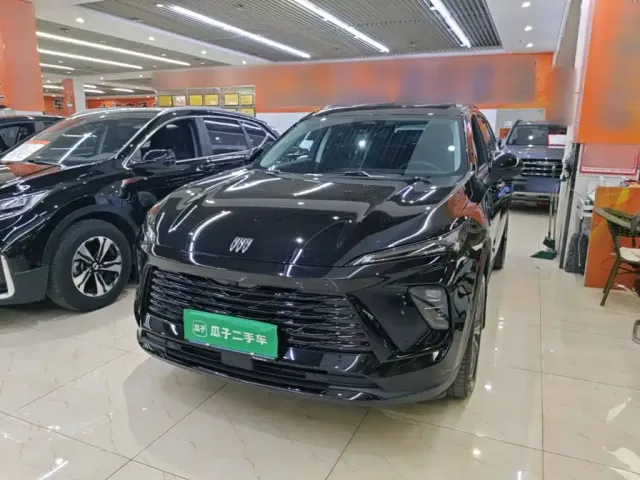 Фотография автомобиля — Buick Envision Plus