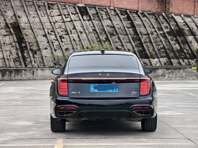 Hongqi Hongqi H9 2024 2.0T Qi Chang Private Fashion Edition — Фото автомобиля 3