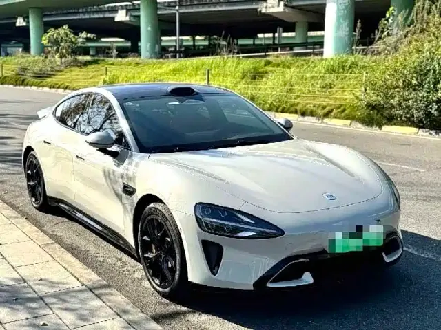 Xiaomi SU7 — Фото автомобиля 2