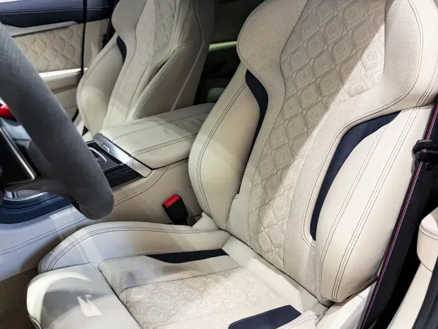 BMW M8 — Фото автомобиля 24
