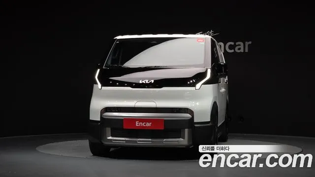 Kia PV5 — Фото автомобиля 3