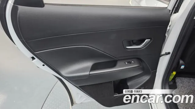 Hyundai Kona — Фото автомобиля 25