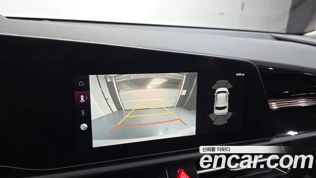 Kia Niro — Фото автомобиля 16