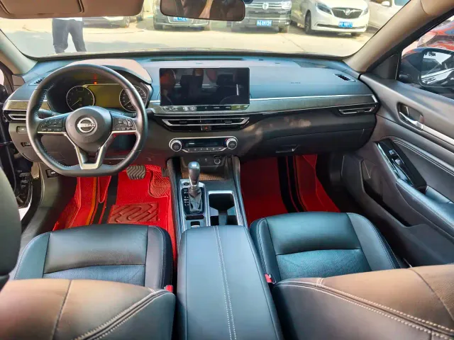 Nissan Teana — Фото автомобиля 6