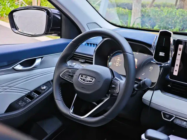 Geely Xingrui — Фото автомобиля 9