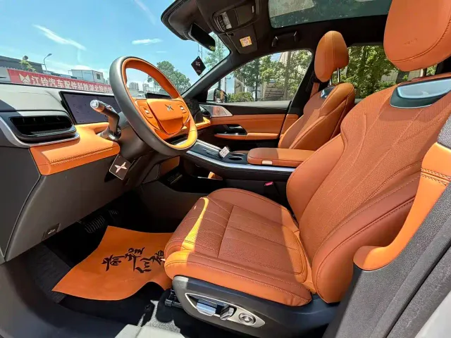 Xpeng G9 — Фото автомобиля 11