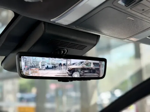 Toyota Alphard — Фото автомобиля 10