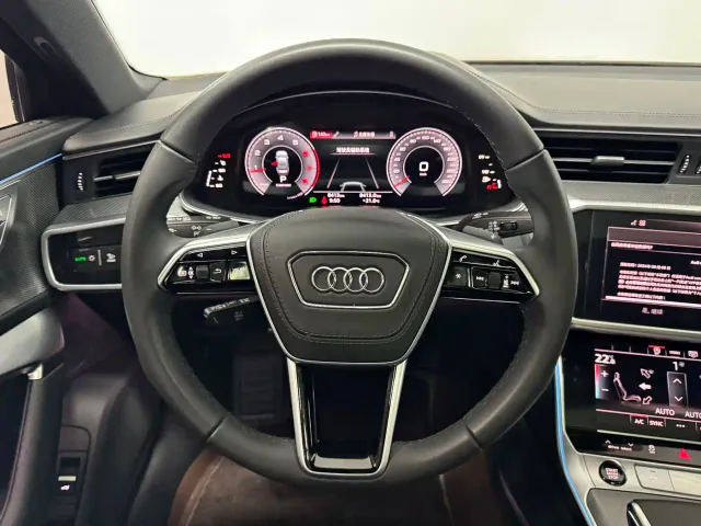 Audi A6L — Фото автомобиля 10
