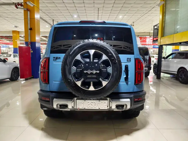 BYD FangChengBao Leopard 5 — Фото автомобиля 24