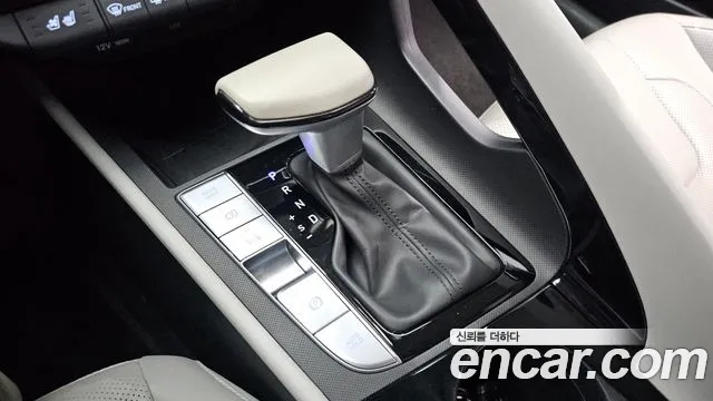 Hyundai Avante CN7 — Фото автомобиля 8