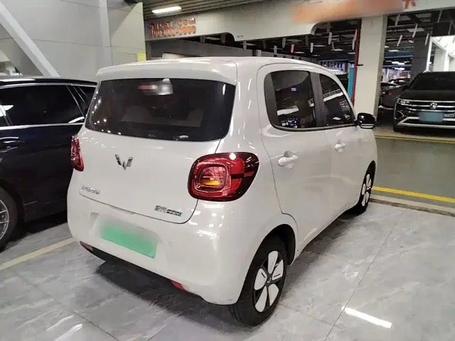 Wuling Hongguang Mini EV — Фото автомобиля 6