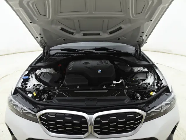 BMW 3 Series — Фото автомобиля 4