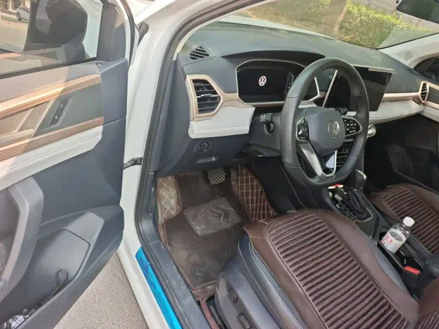 Volkswagen Tharu — Фото автомобиля 13
