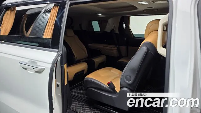 Kia Canival Carnival 4 поколение Дизель 9 мест Signature — Фото автомобиля 10
