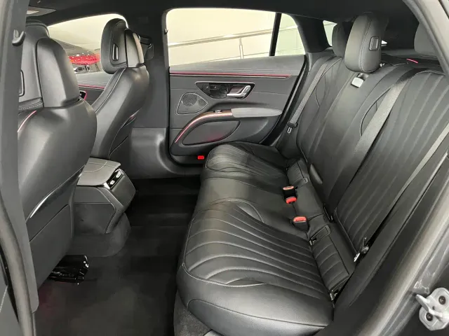 Mercedes-Benz EQS — Фото автомобиля 12