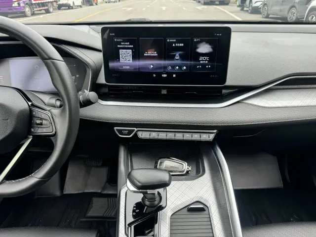 Geely Xingrui — Фото автомобиля 10
