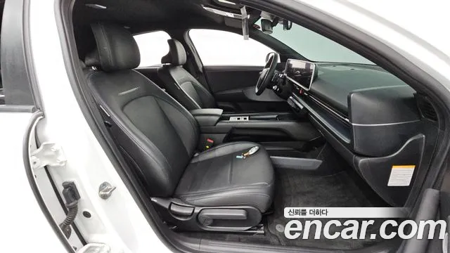 Hyundai Ioniq 6 — Фото автомобиля 18