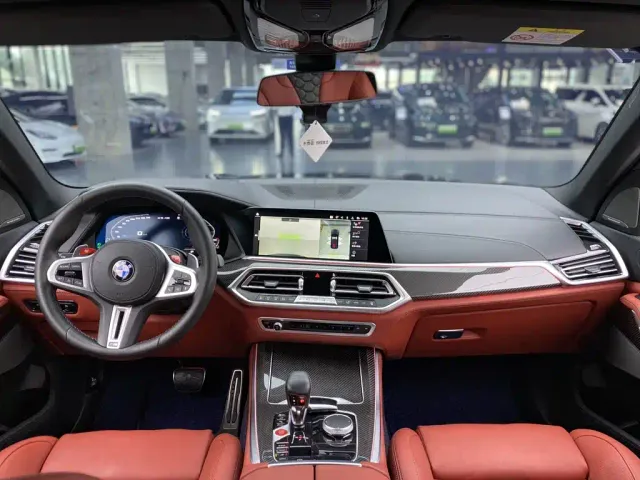BMW X5 M — Фото автомобиля 14