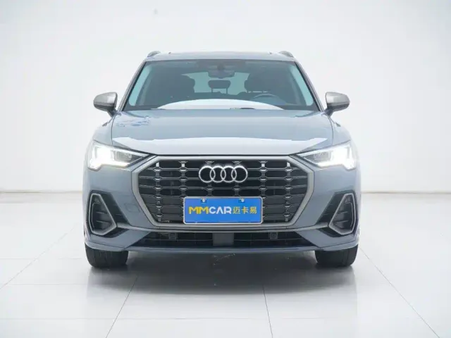 Audi Q3 — Фото автомобиля 10