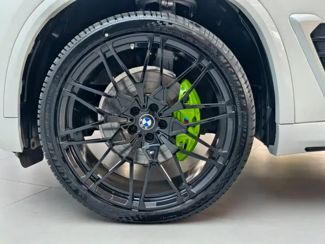 BMW X5 — Фото автомобиля 16