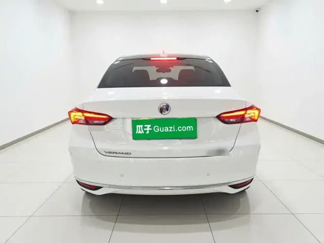 Buick Verano — Фото автомобиля 3