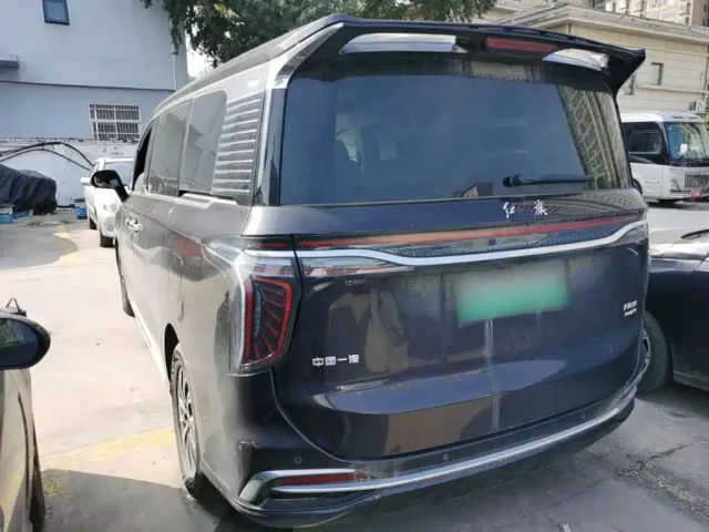 Hongqi HQ9 PHEV — Фото автомобиля 4