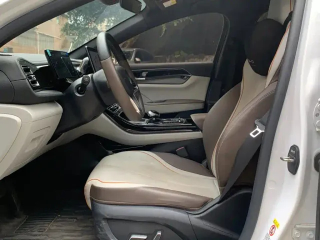 BYD Qin PLUS — Фото автомобиля 5