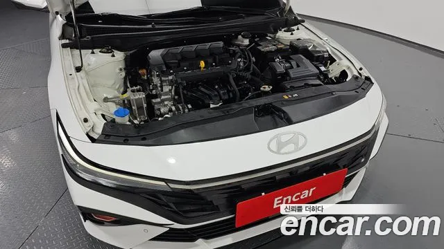 Hyundai Avante — Фото автомобиля 9