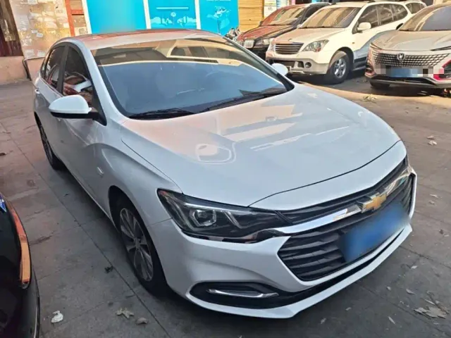Chevrolet Monza — Фото автомобиля 3
