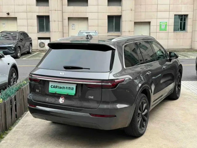Li Auto Li ONE 2021 Extended Range 6-Seater — Фото автомобиля 3