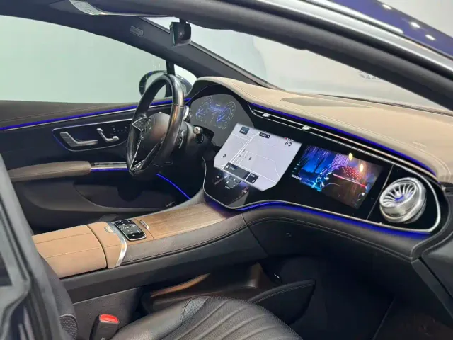 Mercedes-Benz EQS — Фото автомобиля 18
