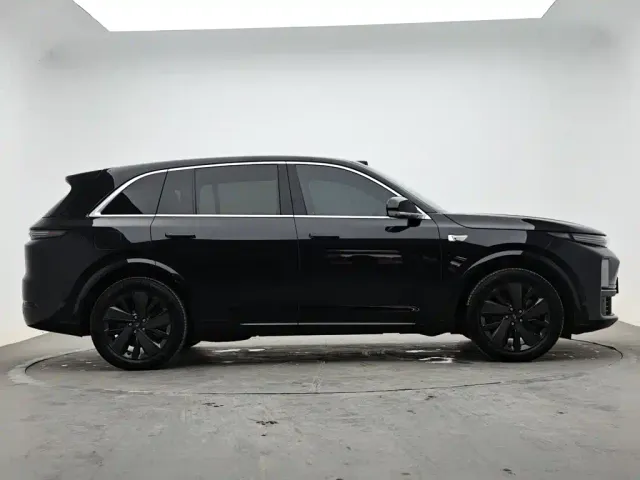 Li Auto L7 — Фото автомобиля 5