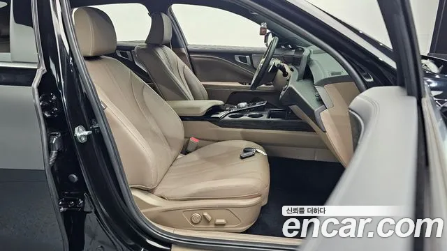 Kia K8 — Фото автомобиля 16