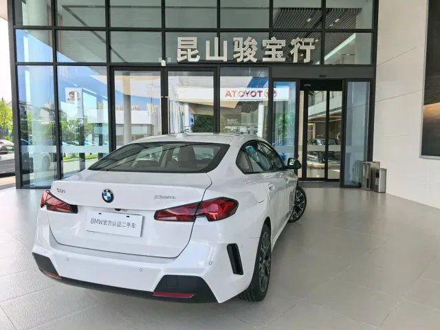 BMW 2 Series — Фото автомобиля 12