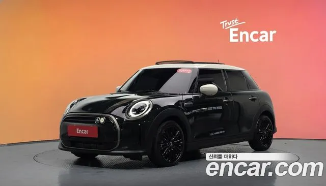 Фотография автомобиля — MINI Cooper