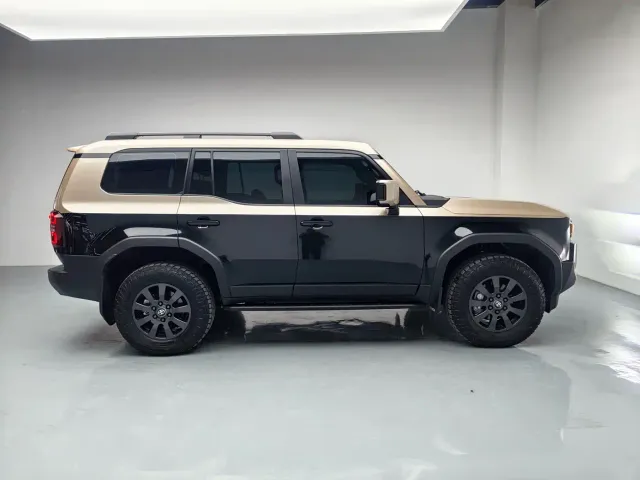 Toyota Prado — Фото автомобиля 4