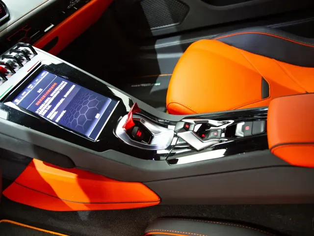 Lamborghini Huracan — Фото автомобиля 9