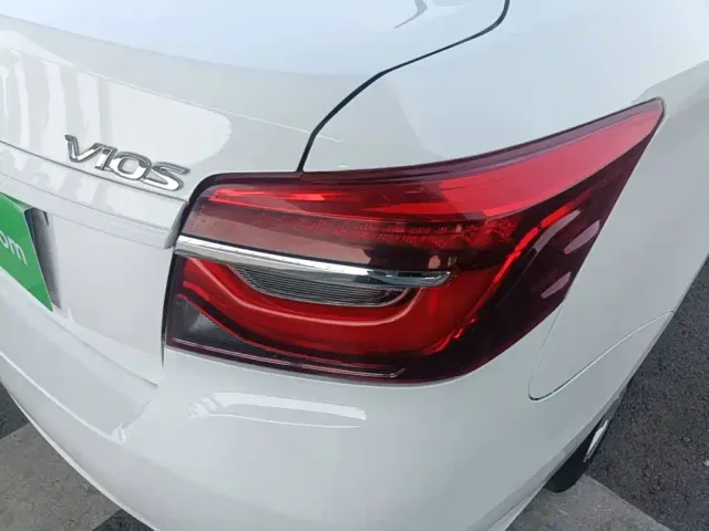 Toyota Vios — Фото автомобиля 7