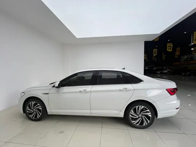 Volkswagen Sagitar — Фото автомобиля 4