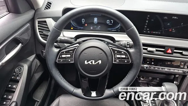 Kia Seltos Новый Seltos Бензин 2.0 2WD — Фото автомобиля 11