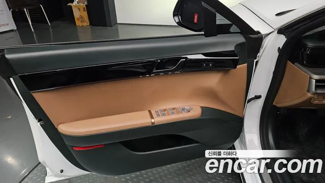 Hyundai Grandeur GN7 — Фото автомобиля 13
