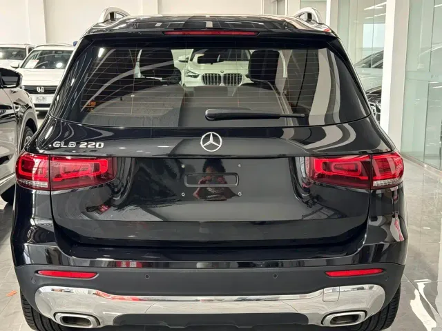 Mercedes-Benz GLB-Class — Фото автомобиля 5