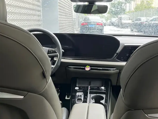 Audi A6L — Фото автомобиля 6