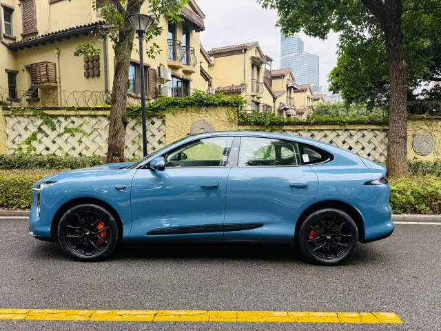 IM Motors LS6 — Фото автомобиля 4