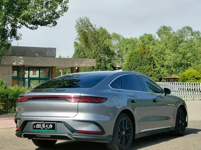 BYD Han — Фото автомобиля 9