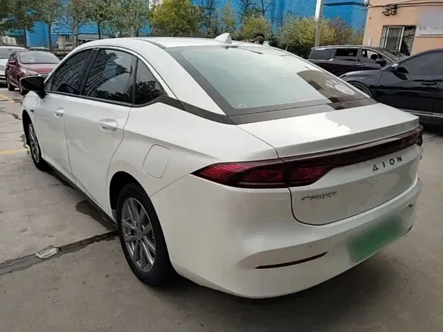 GAC Aion S — Фото автомобиля 4