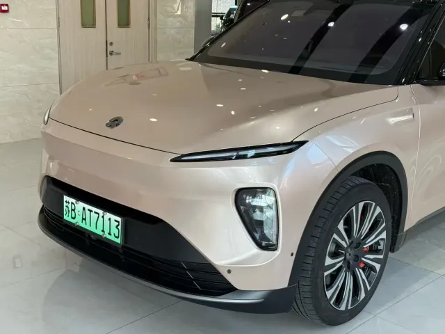 Nio ES8 — Фото автомобиля 4