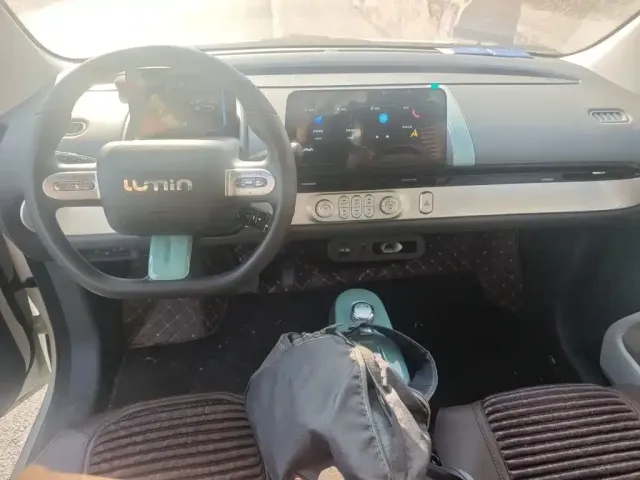 Changan Qiyuan Changan Lumin 2023 Model 301km Honey Edition — Фото автомобиля 5